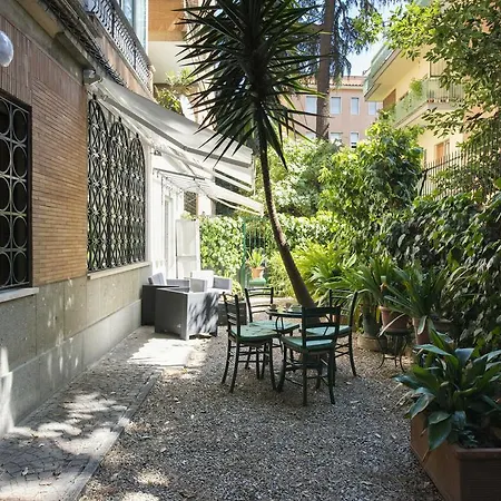 Apartment Vatican 307
